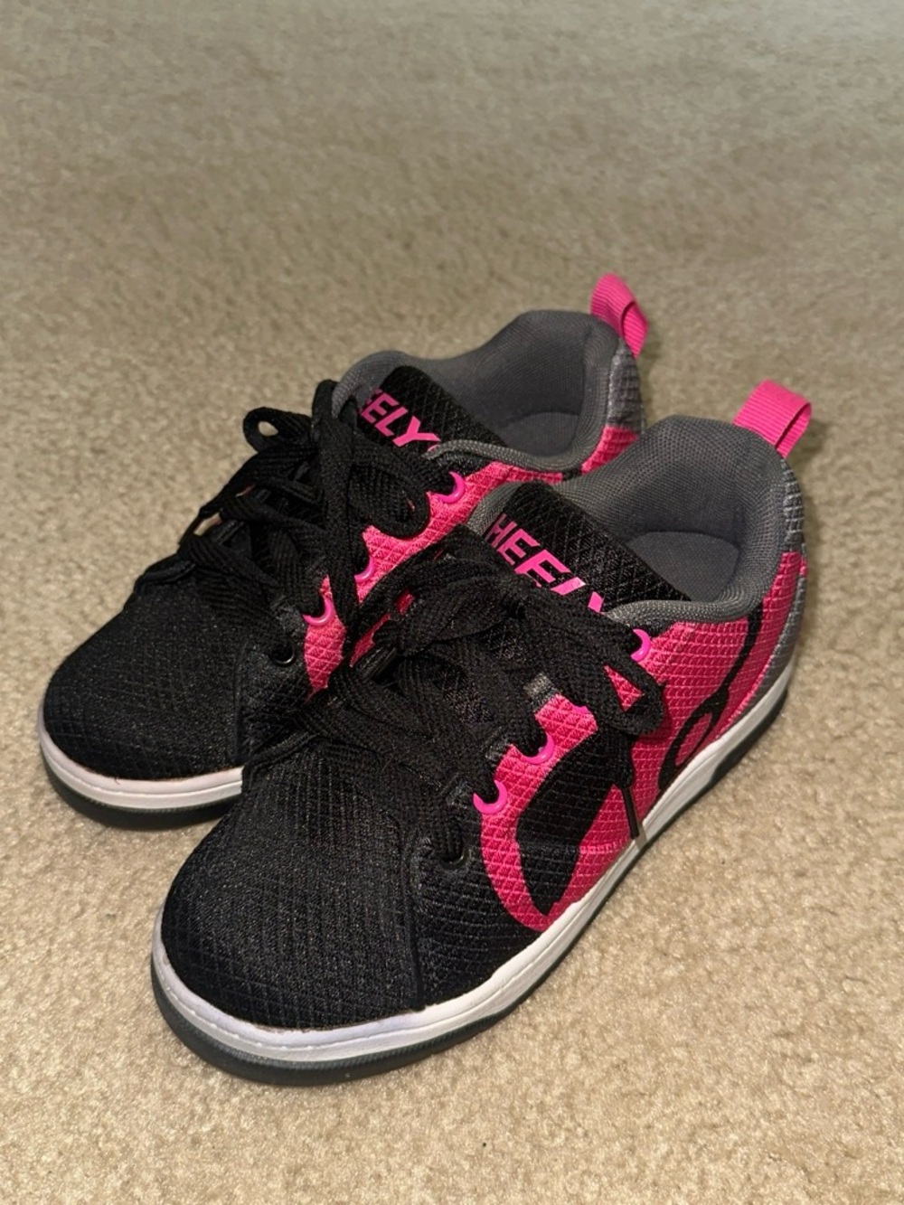 Heelys Kids Black and Hot Pink Lace-Up Skate Sneakers